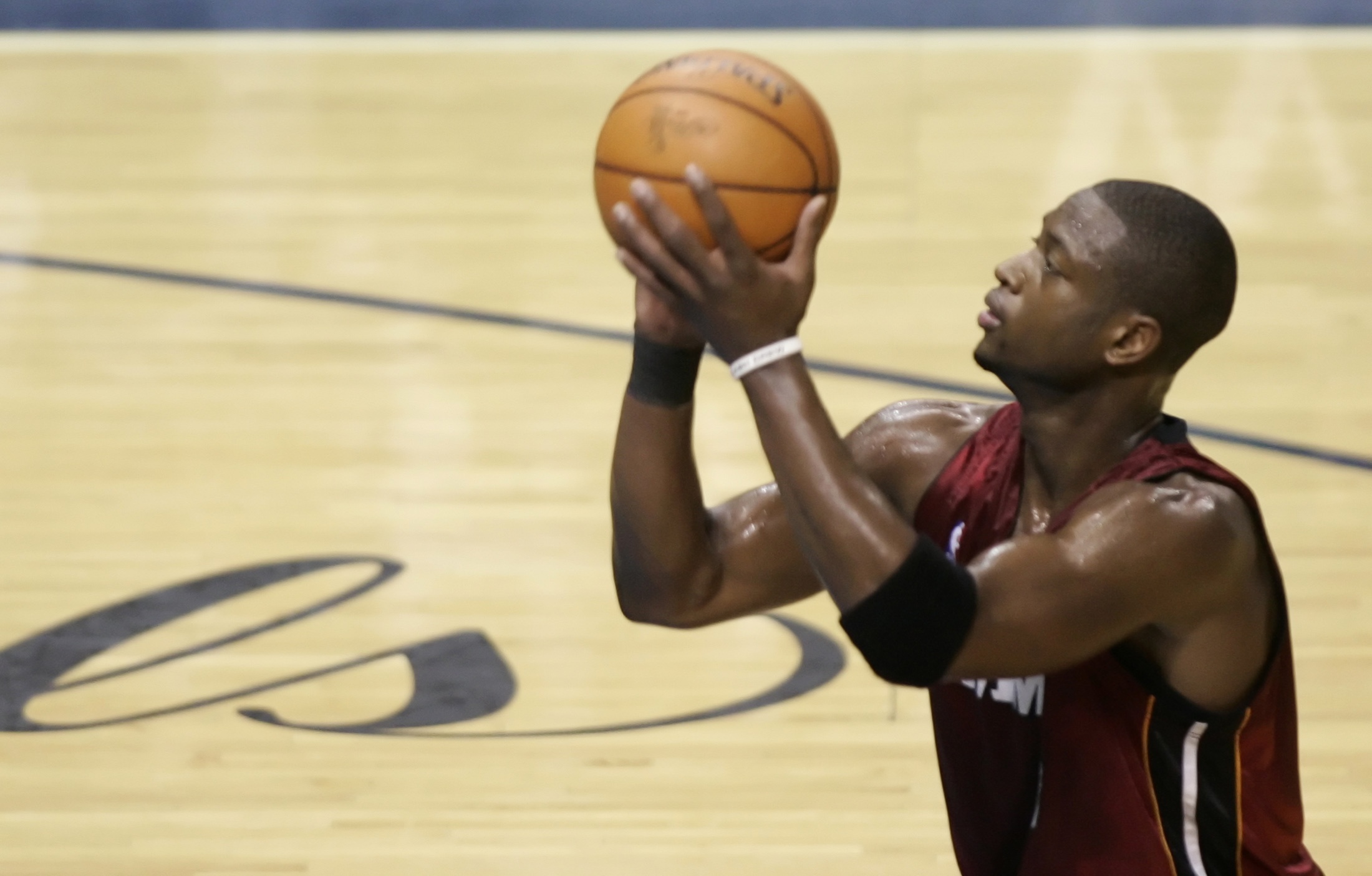 貝弗利回擊韋德資格論 直言邏輯荒謬僅喬科可評