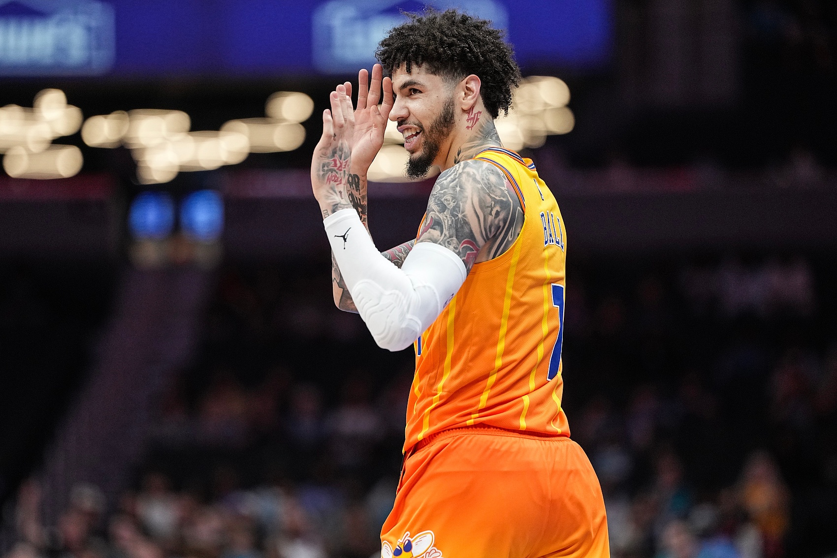 常規(guī)賽收官戰(zhàn)報(bào)：湖人輕取太陽(yáng)鎖定第三 火箭八連勝緊追掘金