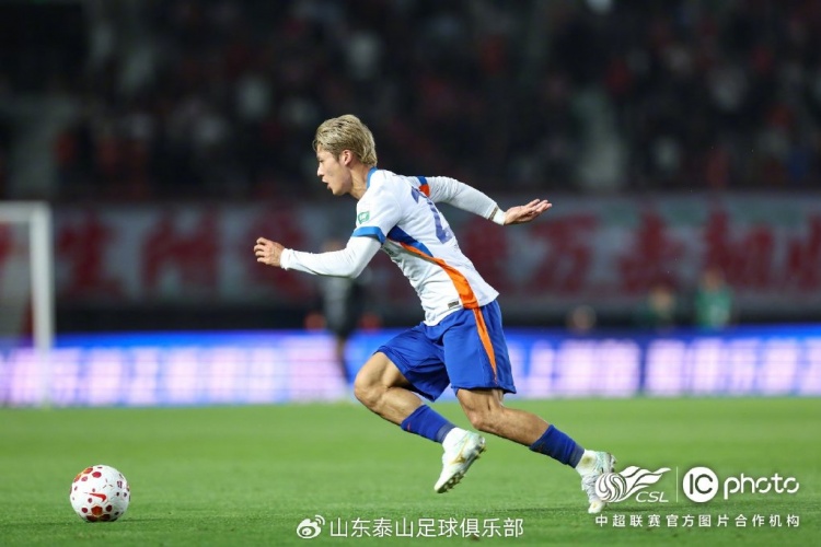 瓦科吊射破空門(mén) 泰山客場(chǎng)一球小勝河南