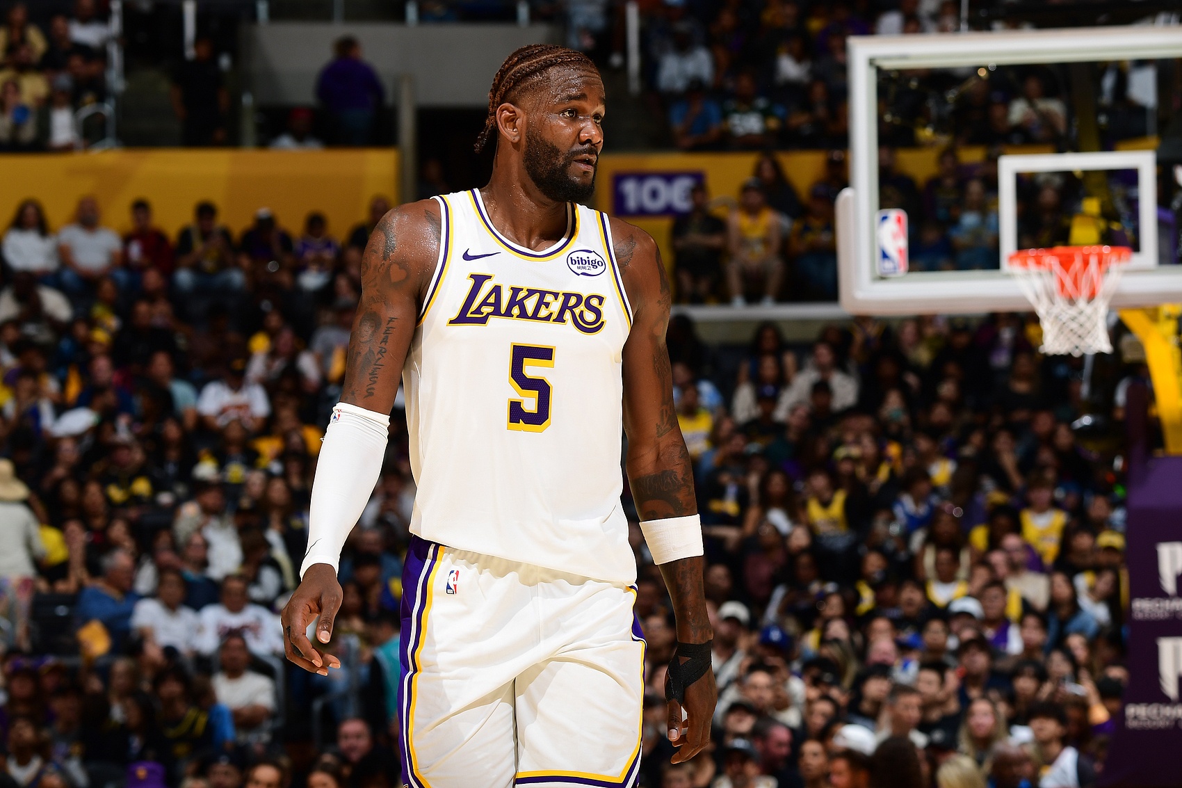 Buha點出湖人破局關鍵 艾頓需制造申京犯規(guī)危機