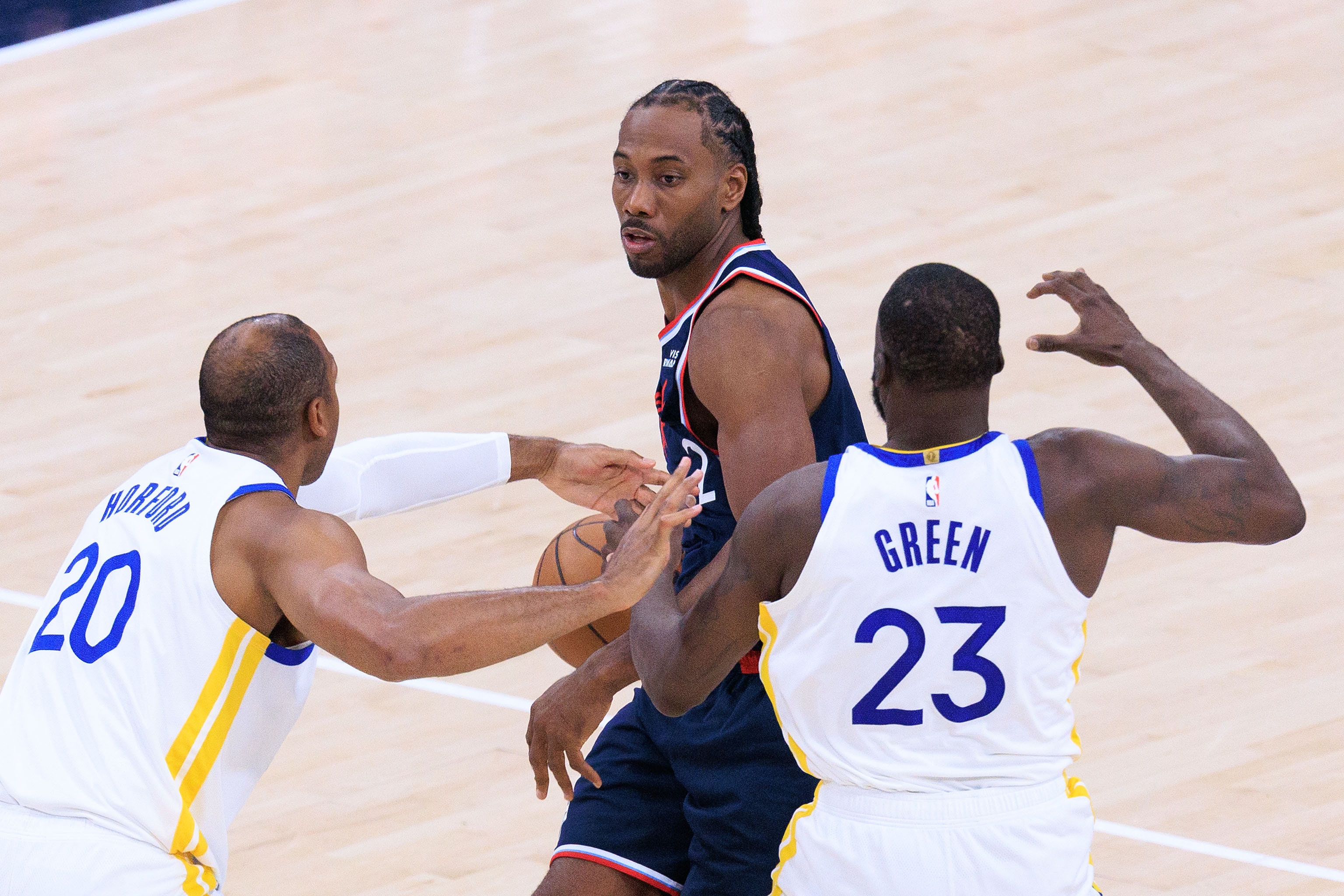 庫里35分導(dǎo)演13分逆轉(zhuǎn) 勇士淘汰快船保留季后賽火種 庫里35分導(dǎo)演13分逆轉(zhuǎn) 勇士淘汰快船保留季后賽火種