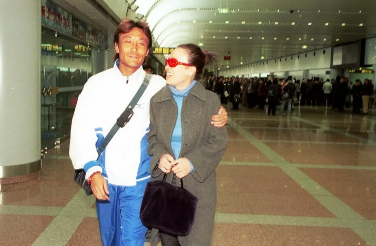 施連志三十年飛踹標(biāo)簽與最佳狀態(tài)網(wǎng)絡(luò)重生