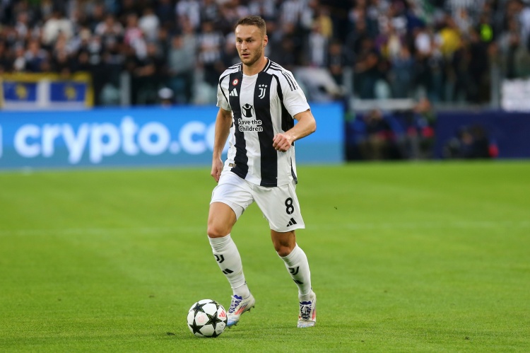 尤文標(biāo)價3000萬清洗庫普梅納斯，曼聯(lián)加拉塔薩雷展開爭奪