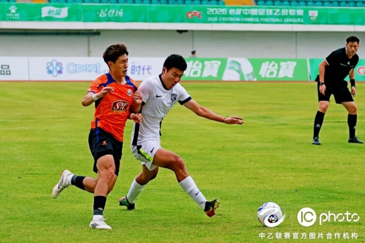 何鑫杰破門難救主 武漢三鎮(zhèn)B隊客場1-2負于廈門飛鷺