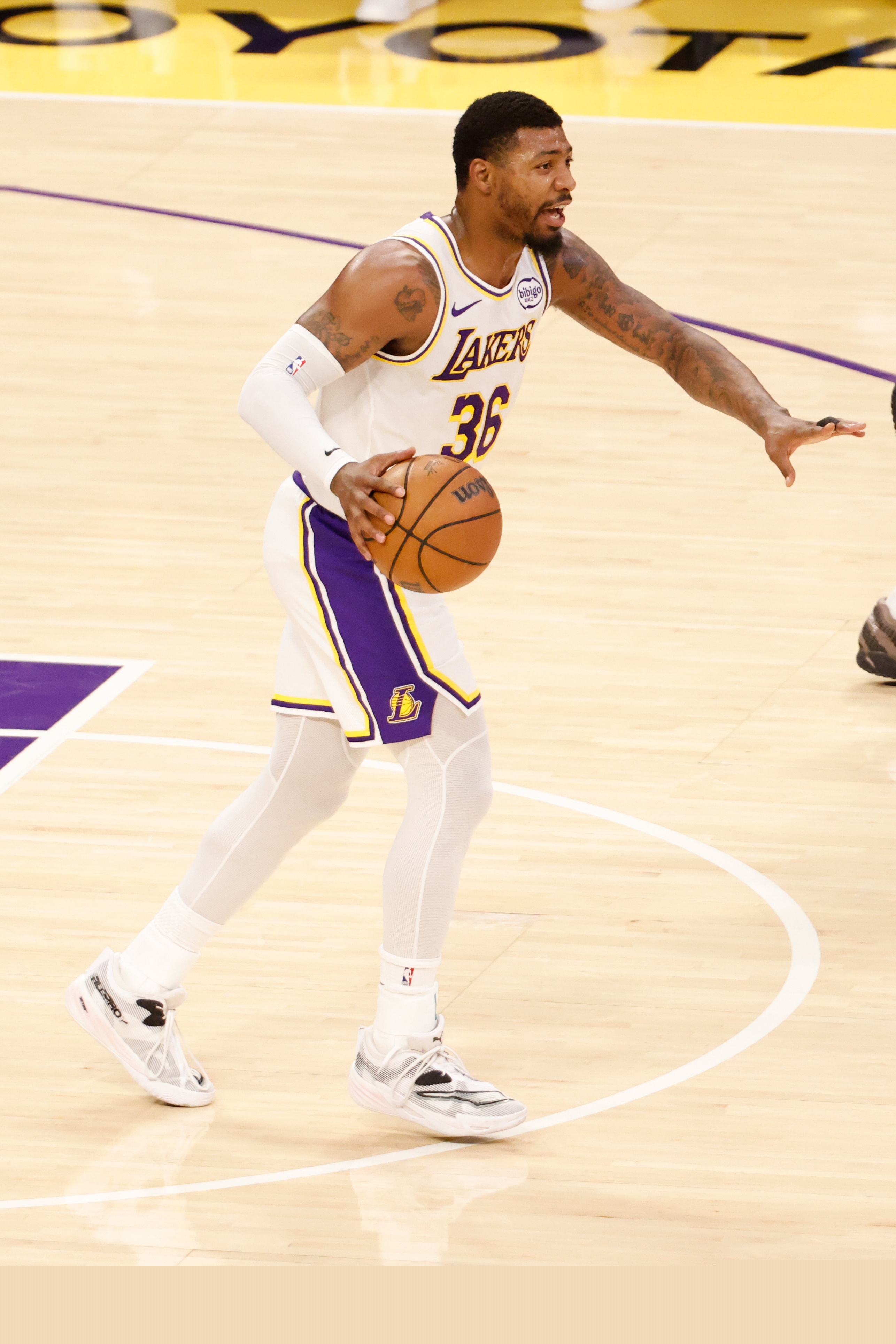 阿里納斯：斯瑪特總想當(dāng)魔術(shù)師，又愛又恨