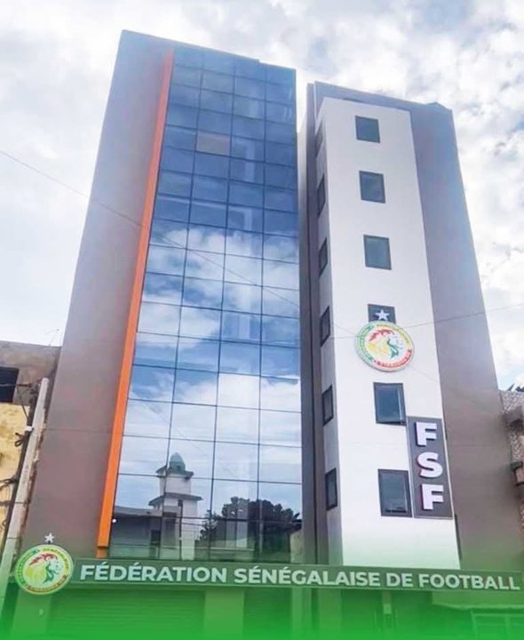 B費(fèi)第19助卡塞米羅舍什科破門 曼聯(lián)2-1布倫特福德距歐冠區(qū)11分