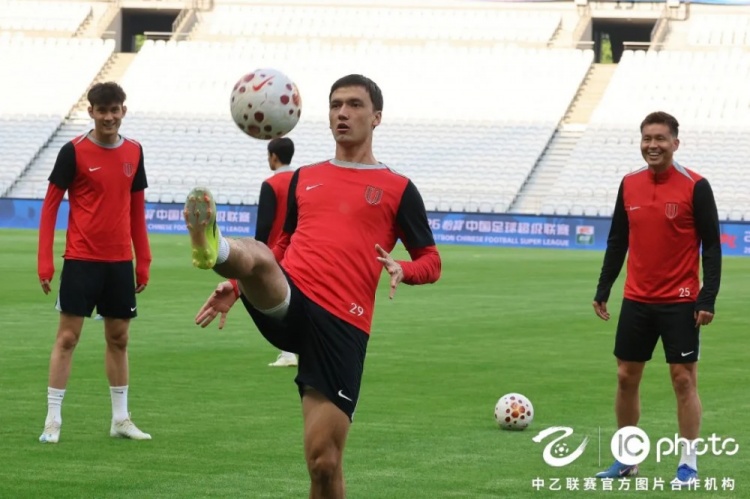 成都蓉城客戰(zhàn)申花 阿洛伊西強(qiáng)調(diào)防守反擊效率