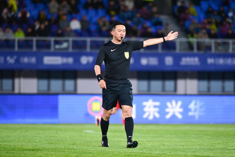 津門虎2-2三鎮(zhèn)：于根偉稱“百分之百點球”被漏判，補時僅多1分鐘