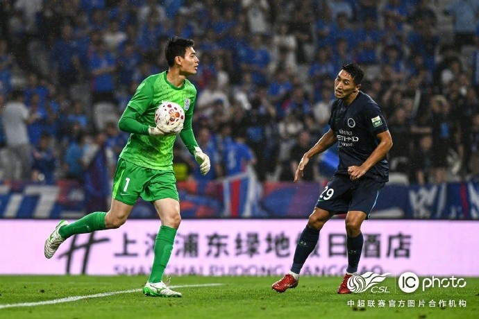 阿代米閃擊 卡爾采夫點射 深圳客場2-1終結申花不敗
