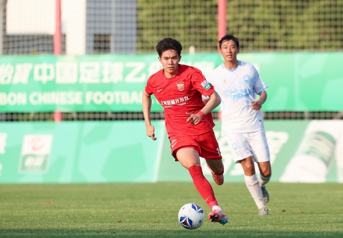 王逸偉貼地斬定勝局，上海海港富盛經(jīng)開1-0蘭州隴原競技